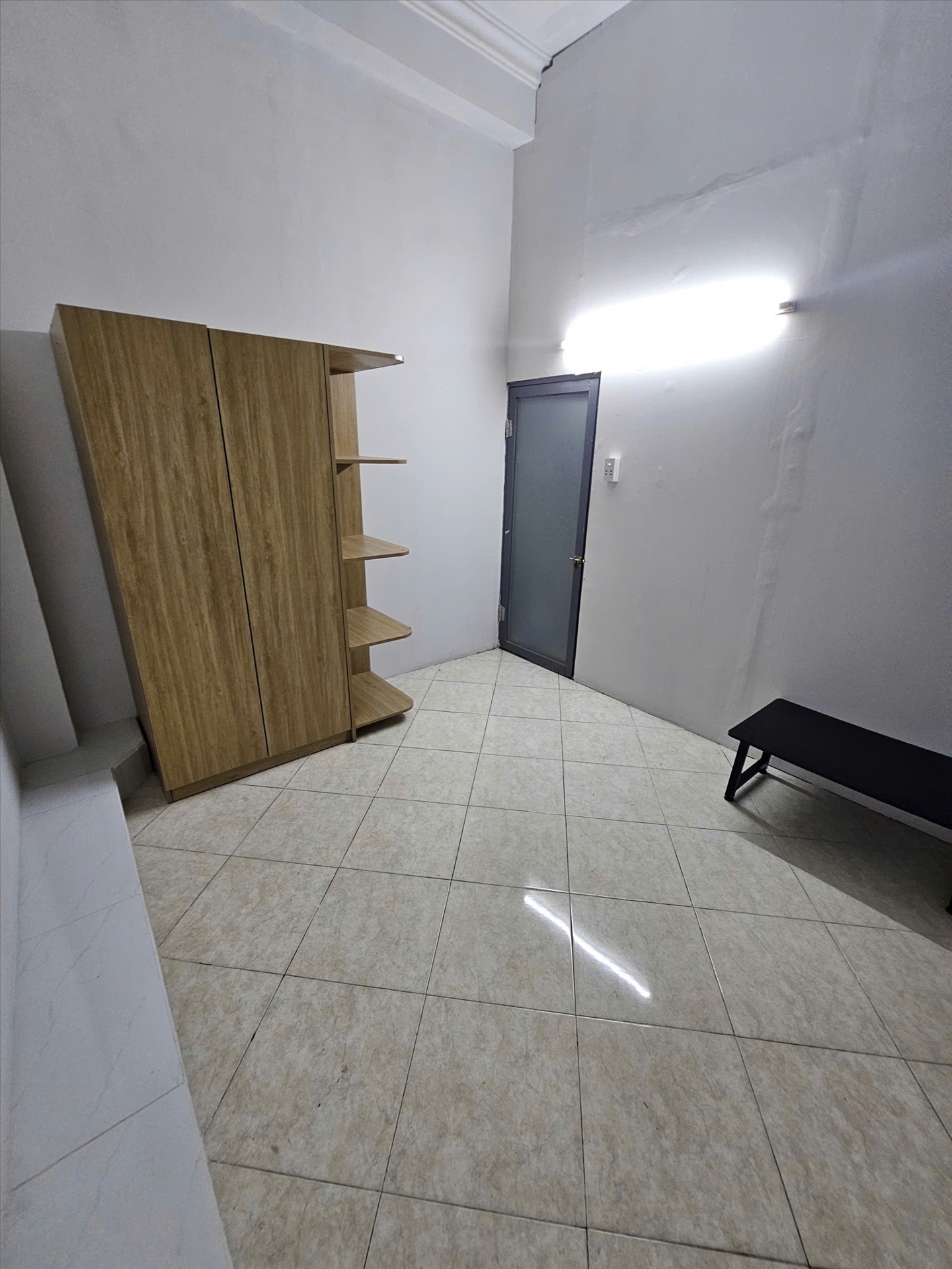 Phòng trọ Studio 12m2 tại Luxhome Cộng Hòa - Tân Bình - Phòng khách