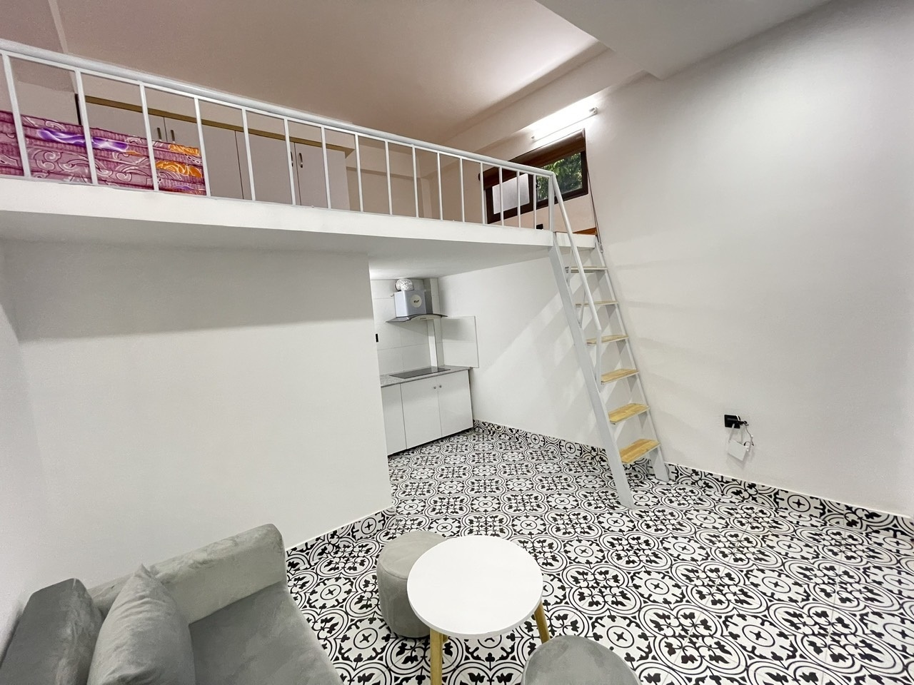 Phòng trọ Duplex 22m2 tại HY Home Nguyễn Ngọc Vũ - Cầu Giấy - Phòng khách