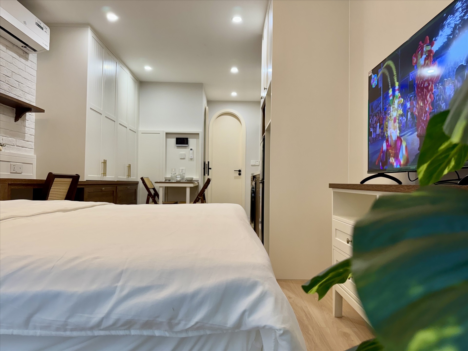 Phòng trọ Studio 30m2 tại HY Home 2 Lạc Long Quân - Tây Hồ - Phòng ngủ