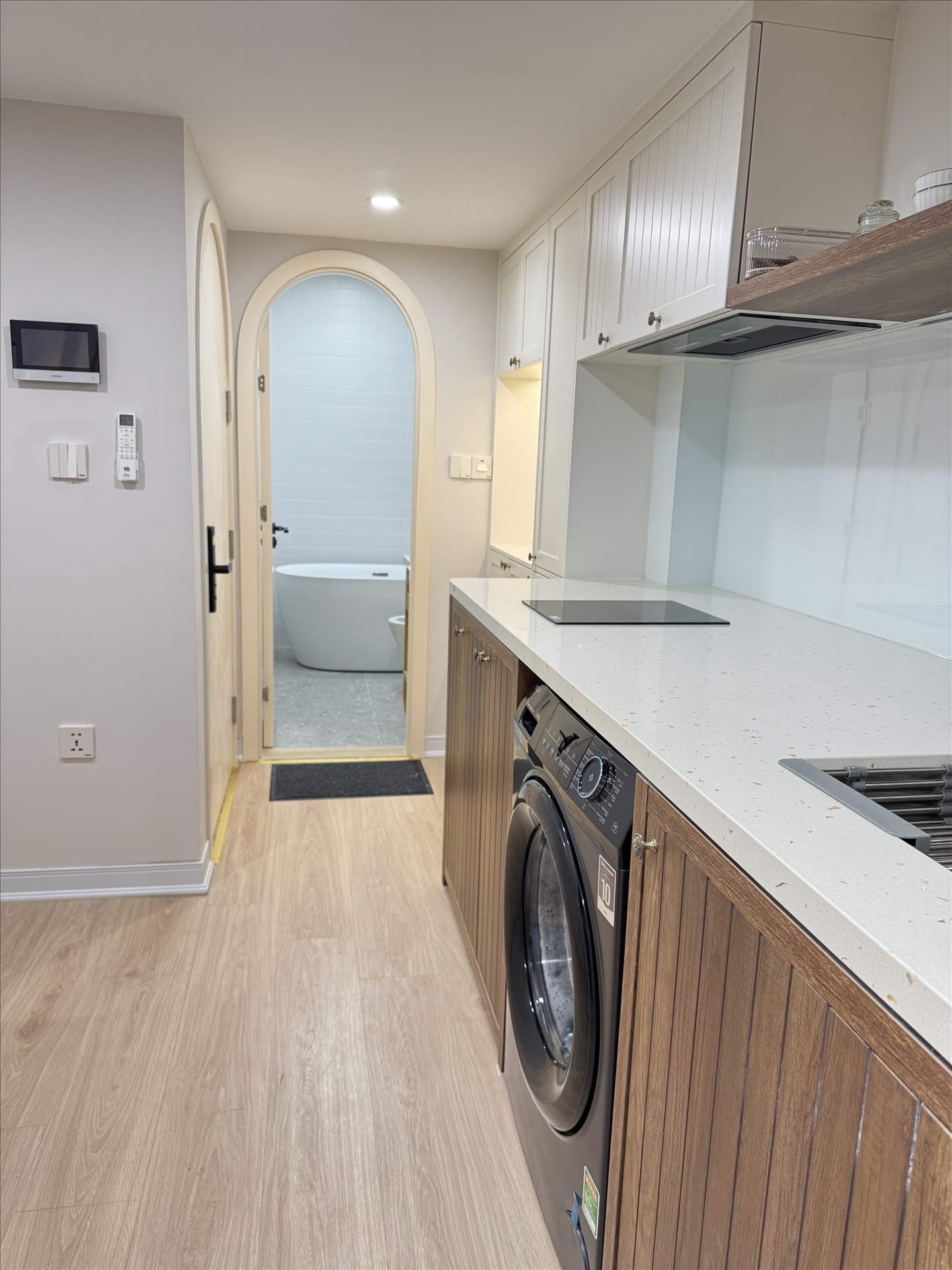 Phòng trọ Duplex 30m2 tại HY Home 2 Lạc Long Quân - Tây Hồ - Phòng bếp