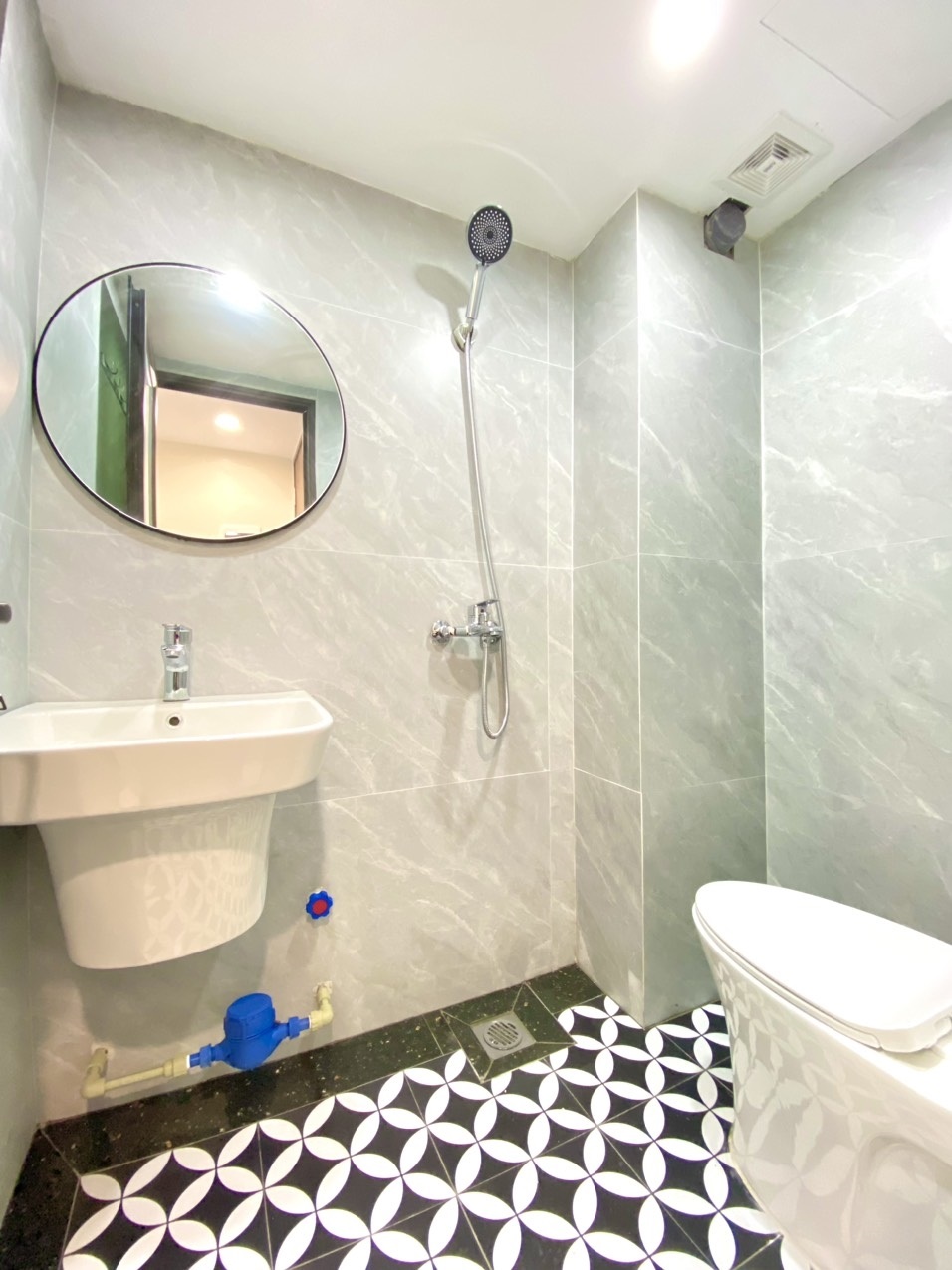 Phòng trọ Duplex 22m2 tại 4PS Housing Bạch Đằng - Hai Bà Trưng - Phòng tắm