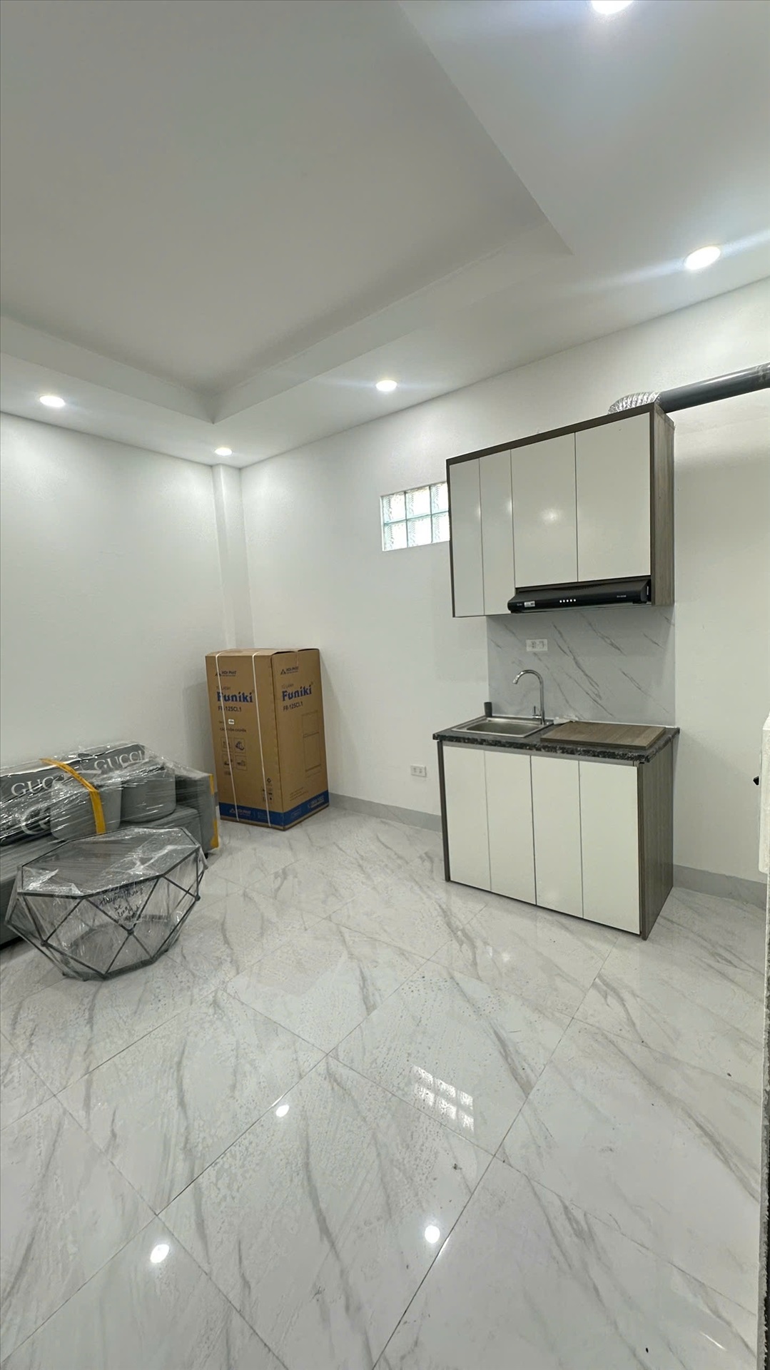 Phòng trọ TD Housing Trịnh Đình Cửu - Hoàng Mai - Phòng (*)
