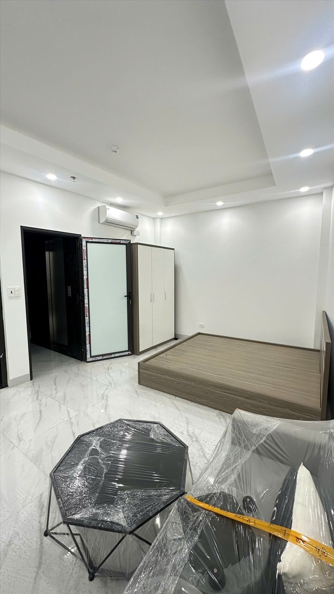 Phòng trọ TD Housing Trịnh Đình Cửu - Hoàng Mai - Phòng (*)