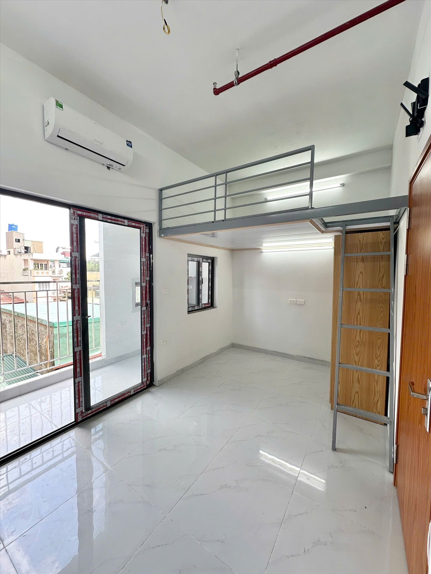 Phòng trọ Duplex 30m2 tại GENZ Home Trần Duy Hưng - Cầu Giấy - Phòng khách