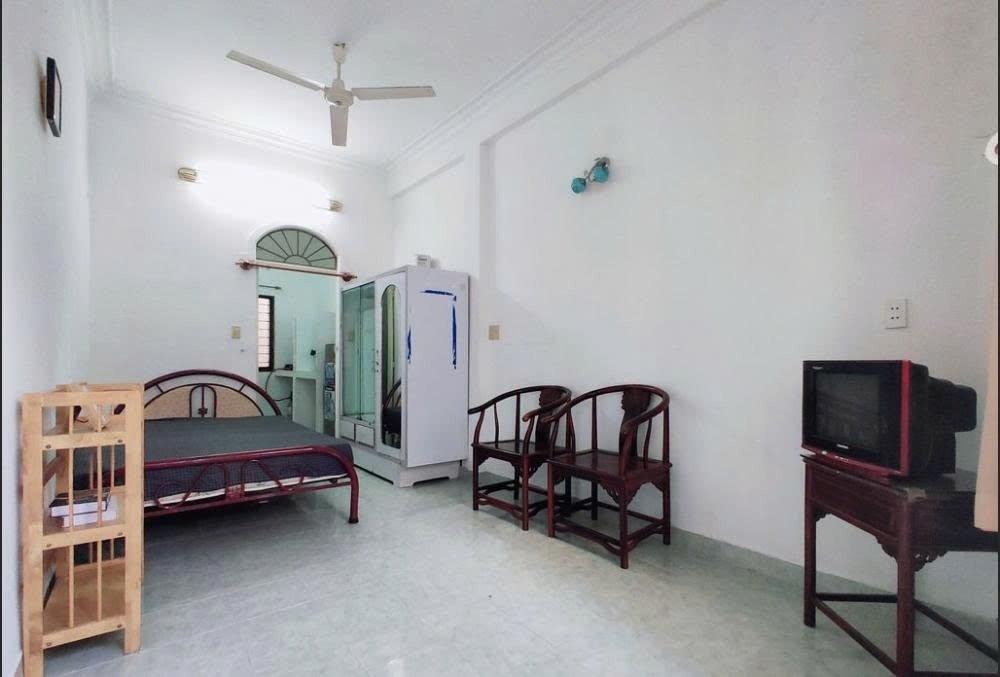 Phòng trọ PTC House Hoàng Việt - Tân Bình - Phòng (*)