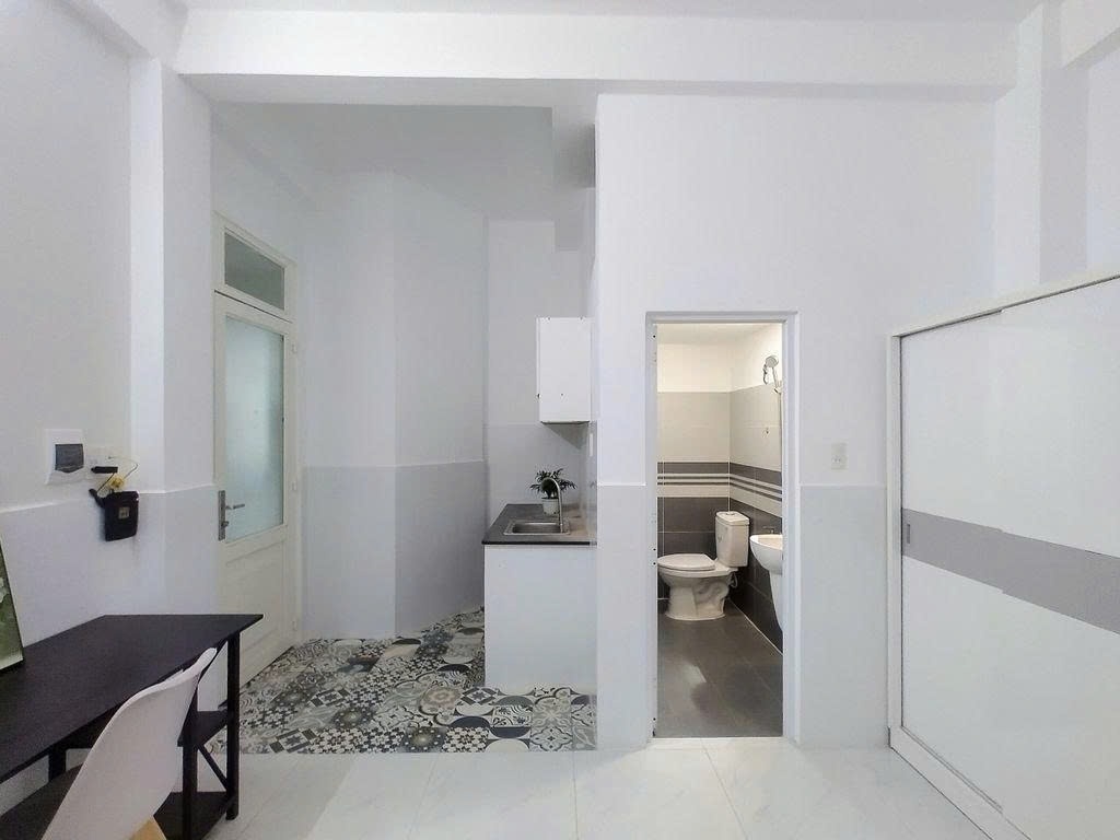 Phòng trọ Studio 22m2 tại PTC House 1 Nơ Trang Long - Bình Thạnh - Góc làm việc