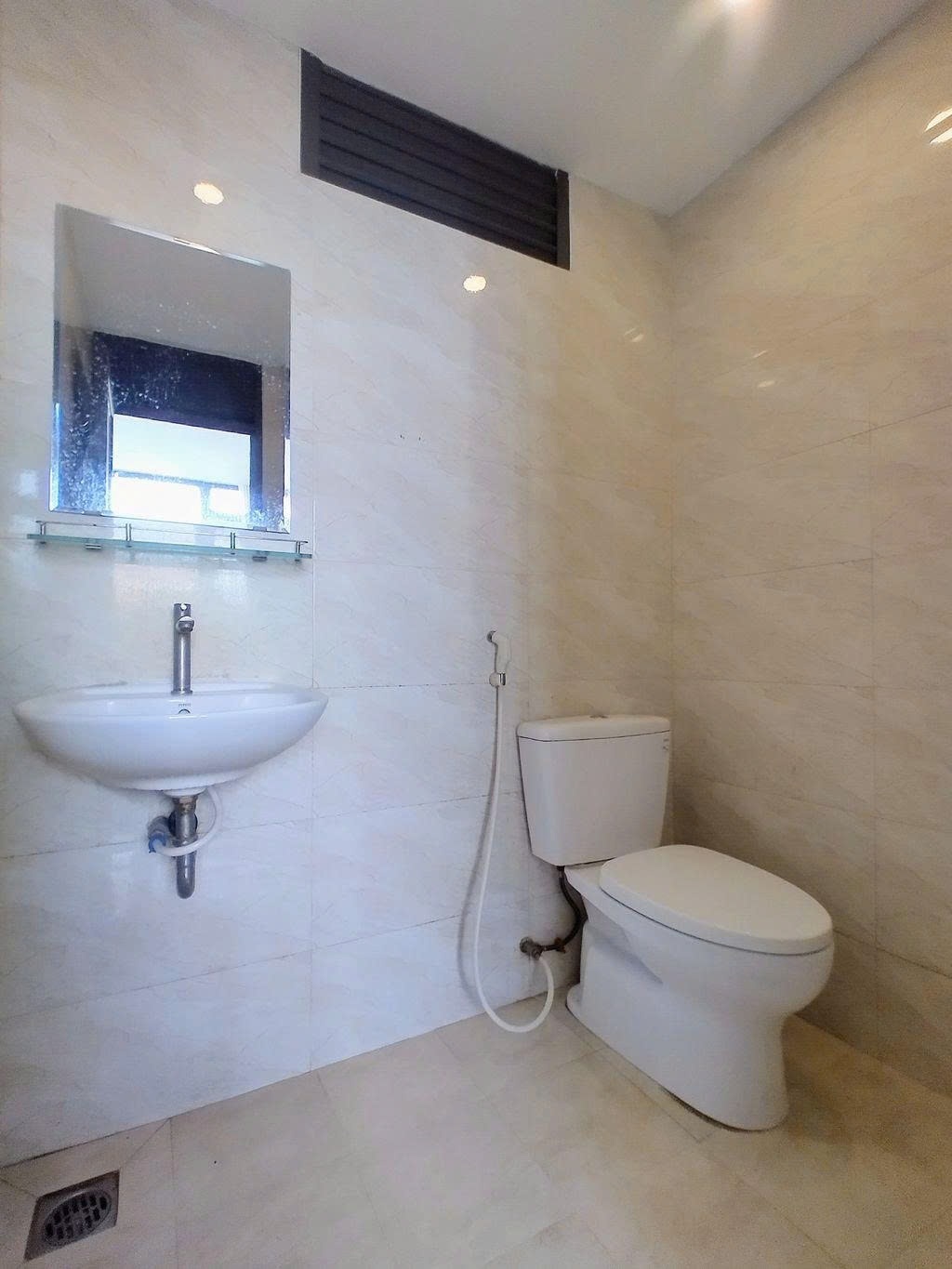 Phòng trọ 1 Phòng ngủ 30m2 tại PTC House Bàu Bàng - Tân Bình - Phòng tắm