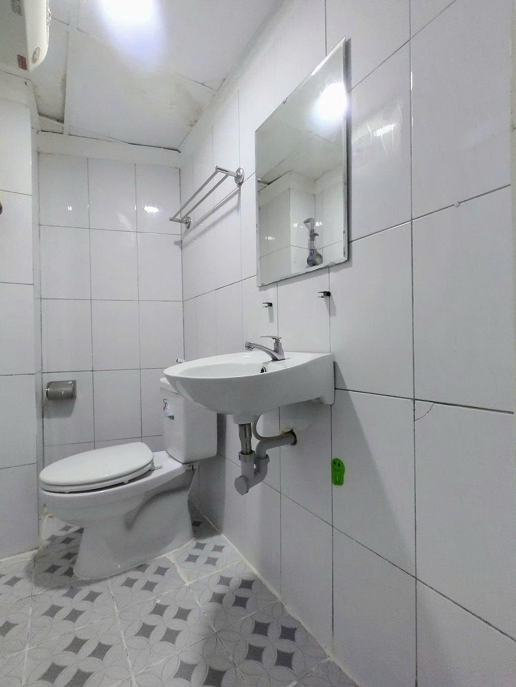 Phòng trọ Studio 20m2 tại PTC House 1 Nguyễn Văn Trỗi - Phú Nhuận - Phòng tắm