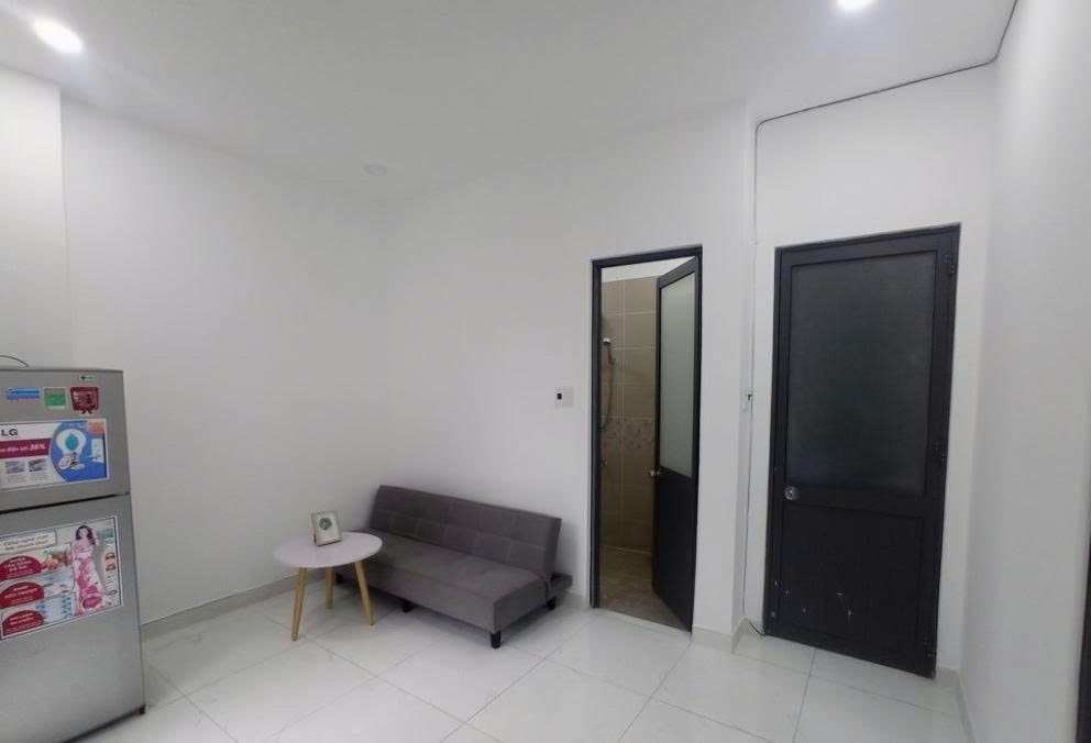 Phòng trọ 1 Phòng ngủ 25m2 tại PTC House Phan Văn Hân 1 - Bình Thạnh - Phòng khách