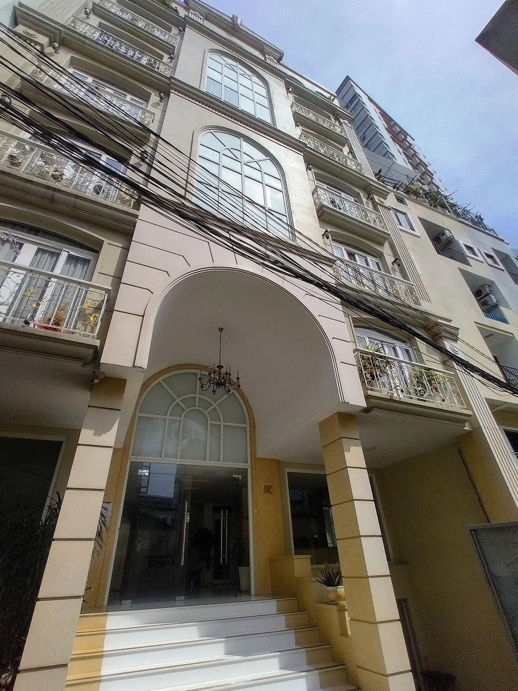 Phòng trọ PTC House 2 Nguyễn Văn Trỗi - Phú Nhuận - Toàn cảnh tòa nhà (*)