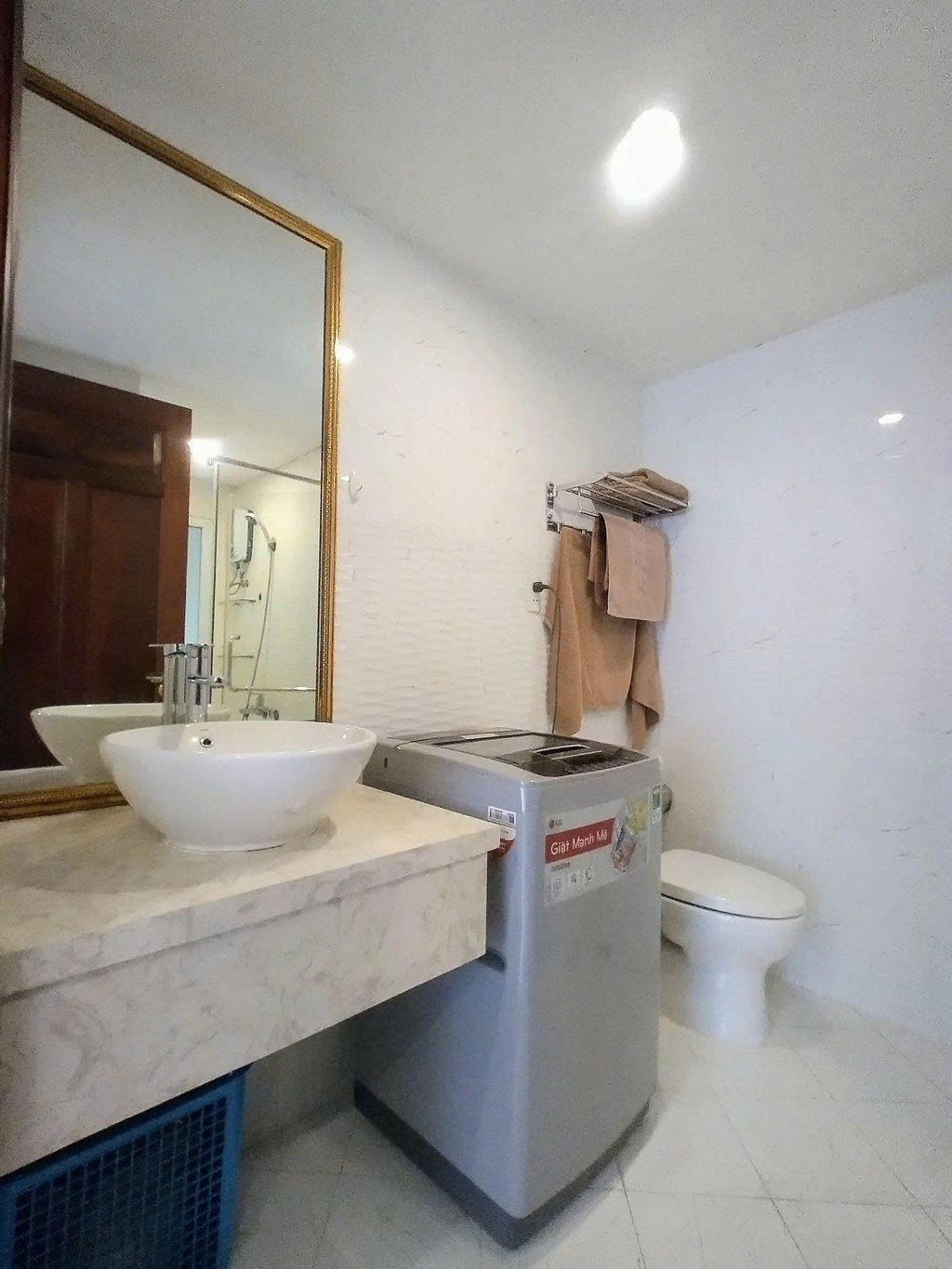 Phòng trọ Studio 20m2 tại PTC House 2 Nguyễn Văn Trỗi - Phú Nhuận - Phòng tắm