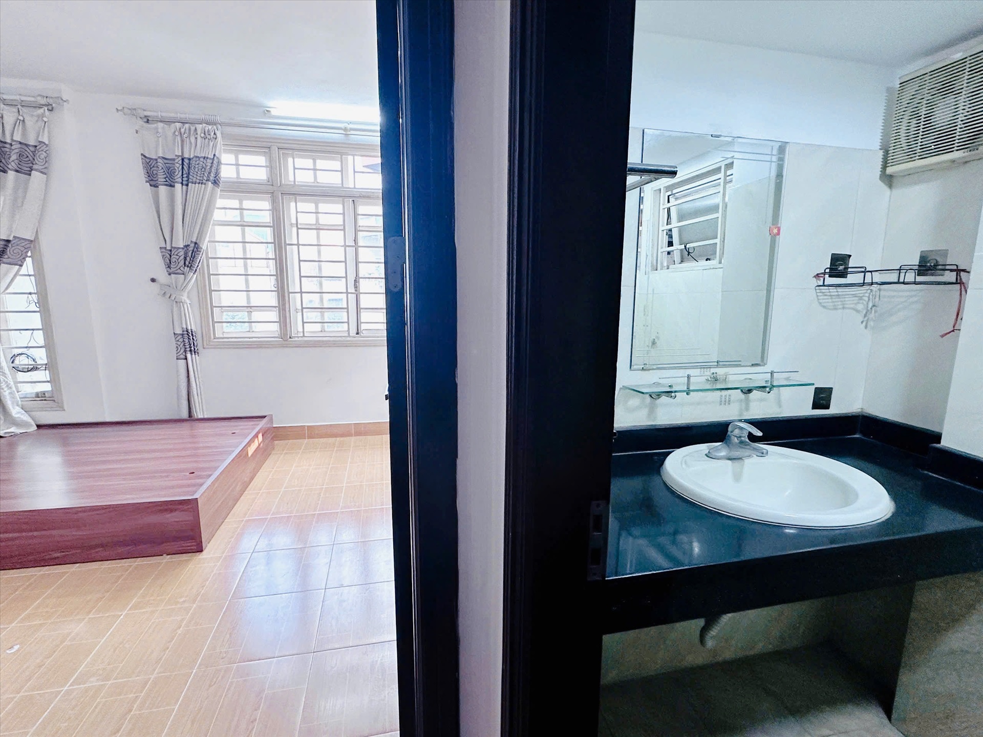 Phòng trọ Studio 25m2 tại Suha Home Yên Hòa - Cầu Giấy - Phòng tắm