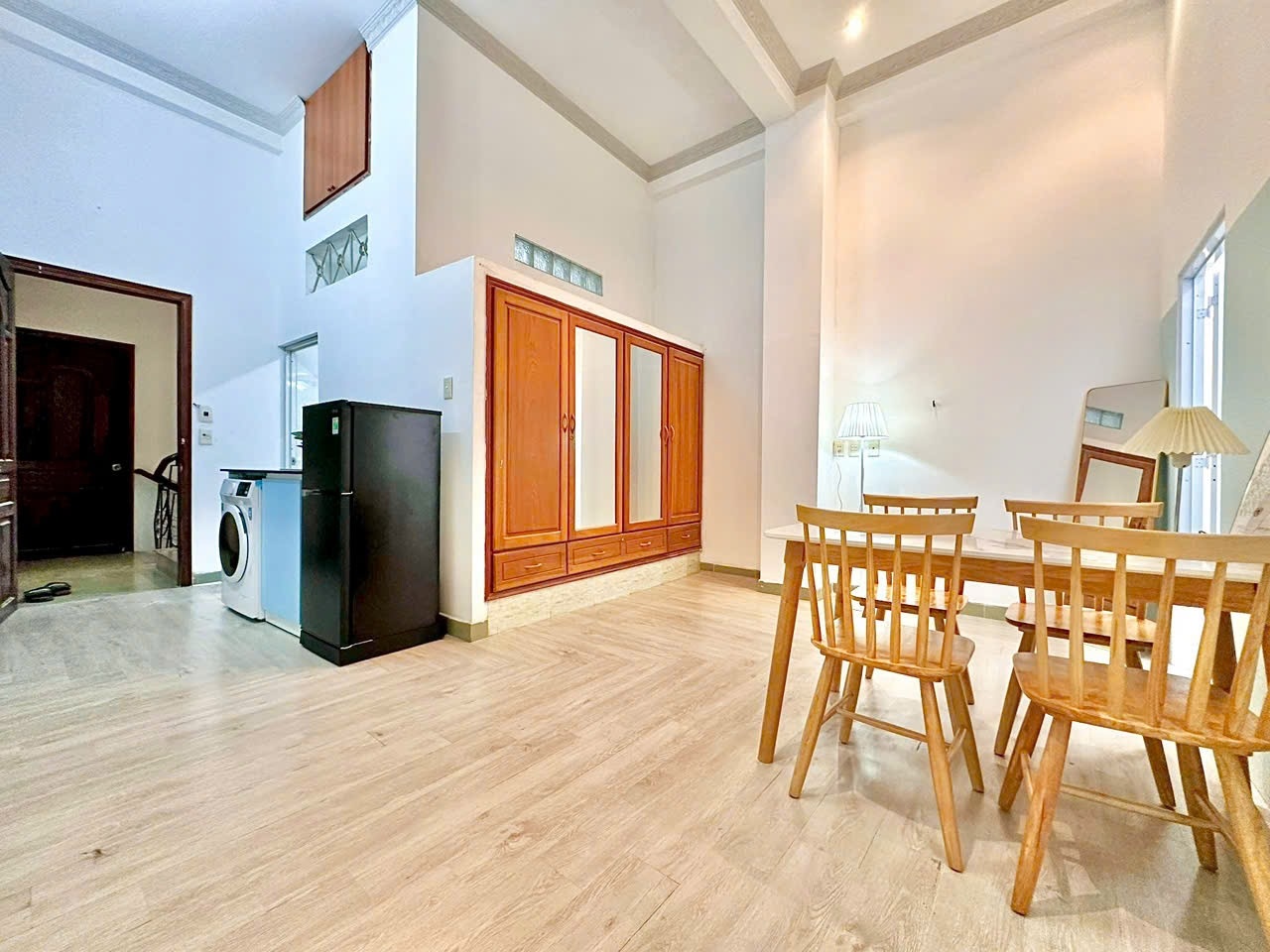 Phòng trọ 2 Phòng ngủ 80m2 tại AK Home Nguyễn Thượng Hiền - Bình Thạnh - Phòng khách