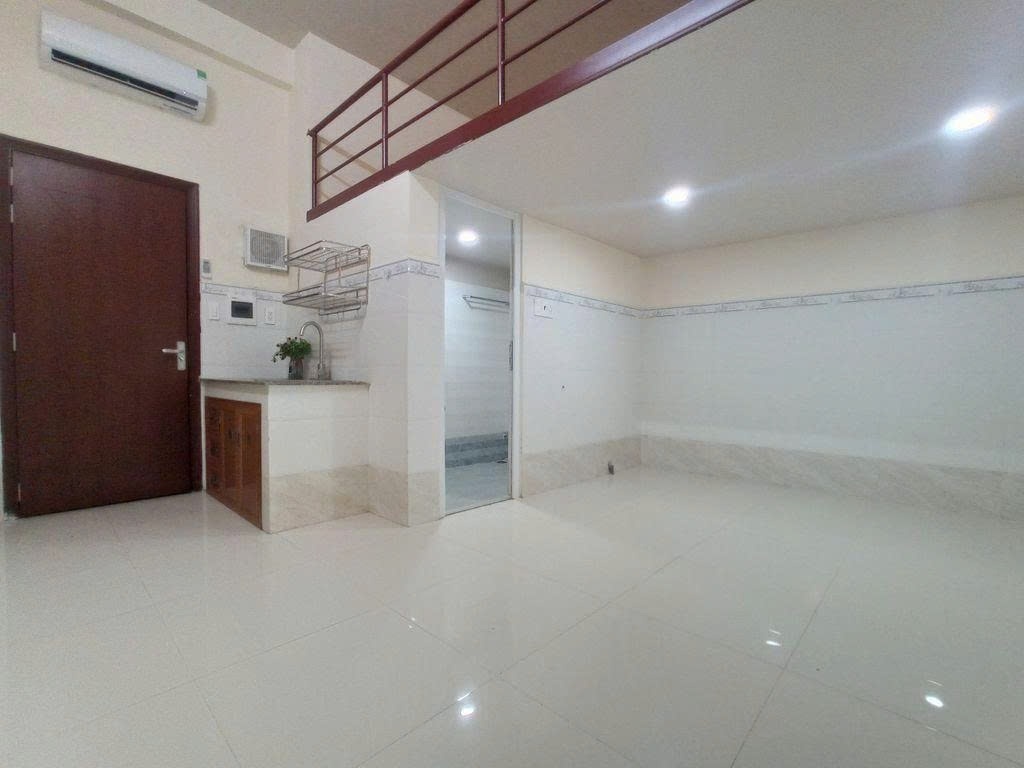 Phòng trọ Duplex 22m2 tại PTC House 2 Bùi Đình Túy - Bình Thạnh - Phòng khách