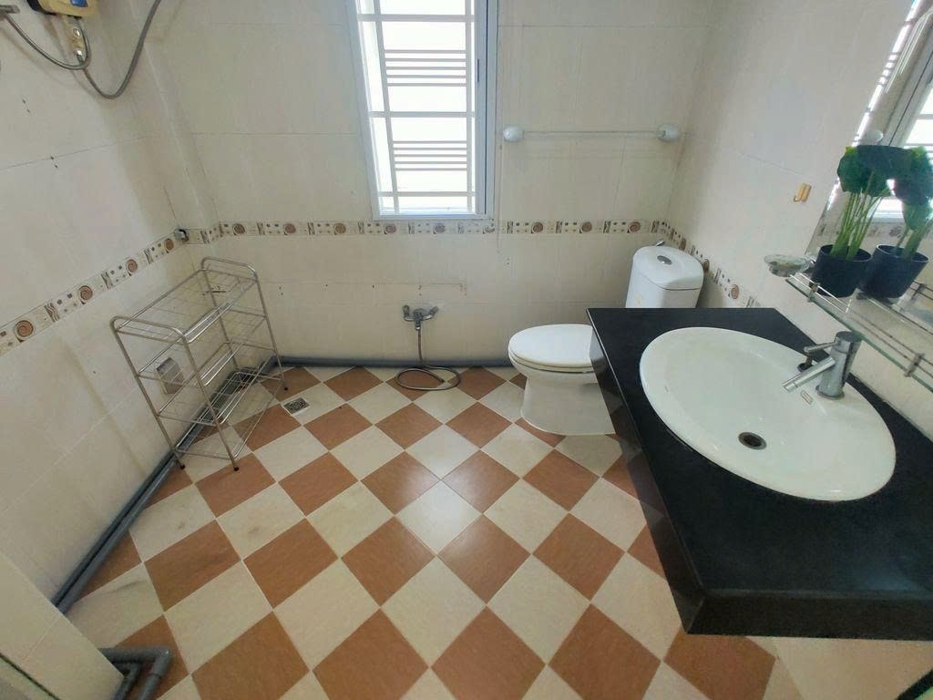 Phòng trọ Studio 25m2 tại PTC House Vũ Tùng - Bình Thạnh - Phòng tắm