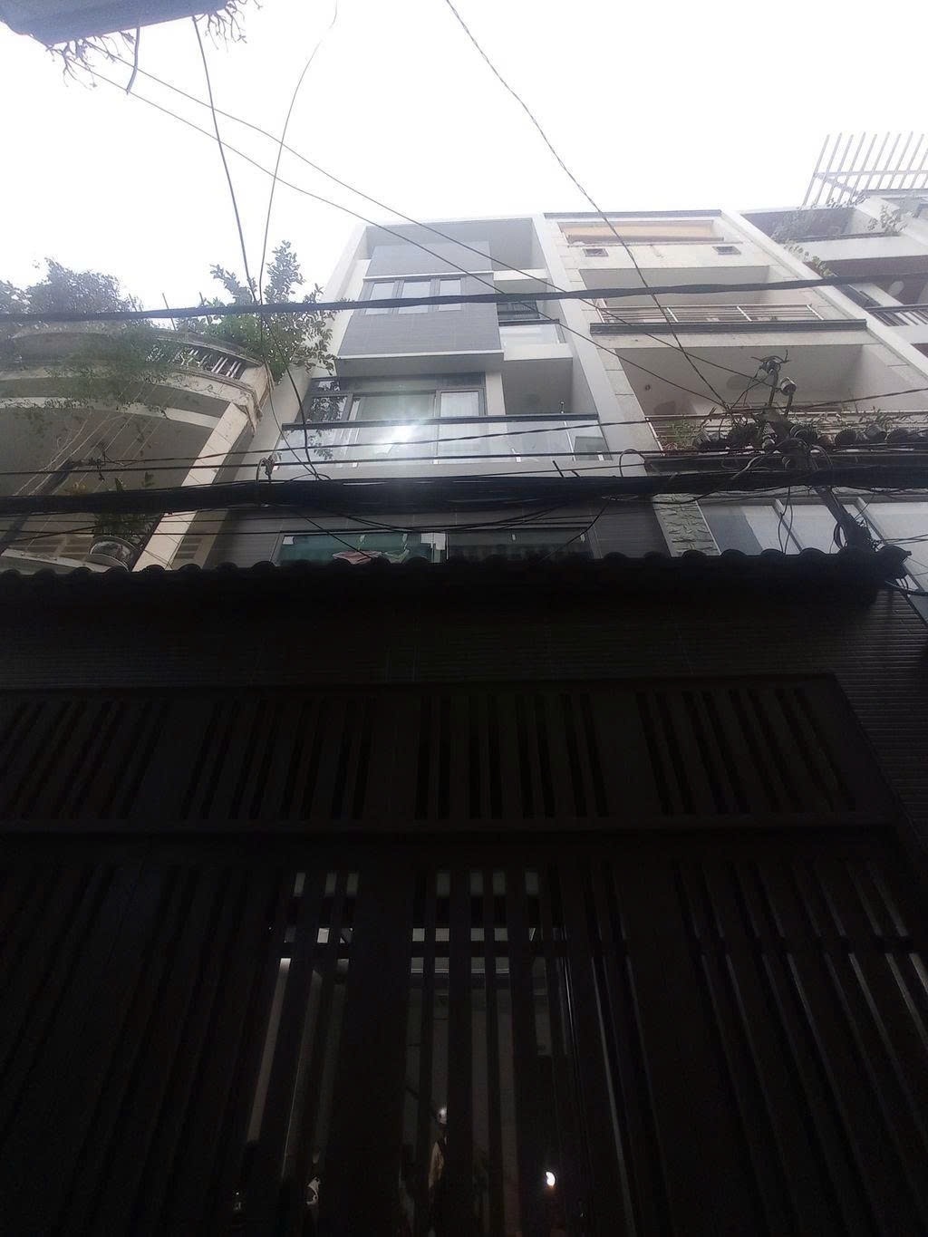 Phòng trọ PTC House Phan Tây Hồ - Phú Nhuận - Toàn cảnh tòa nhà (*)