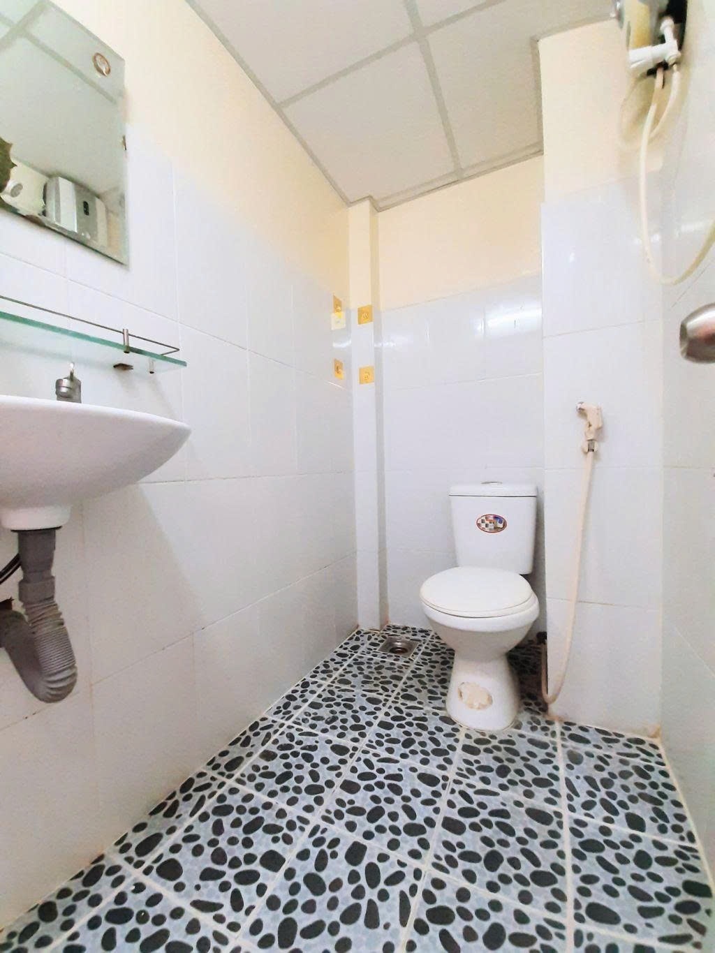 Phòng trọ Studio 20m2 tại PTC House Nguyễn Hữu Cảnh - Bình Thạnh - Phòng tắm