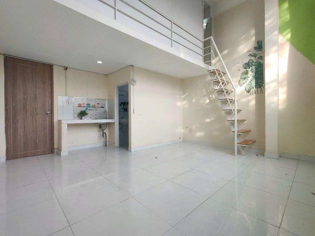 Phòng trọ Duplex 30m2 tại PTC House 3 Nơ Trang Long - Bình Thạnh - Phòng khách