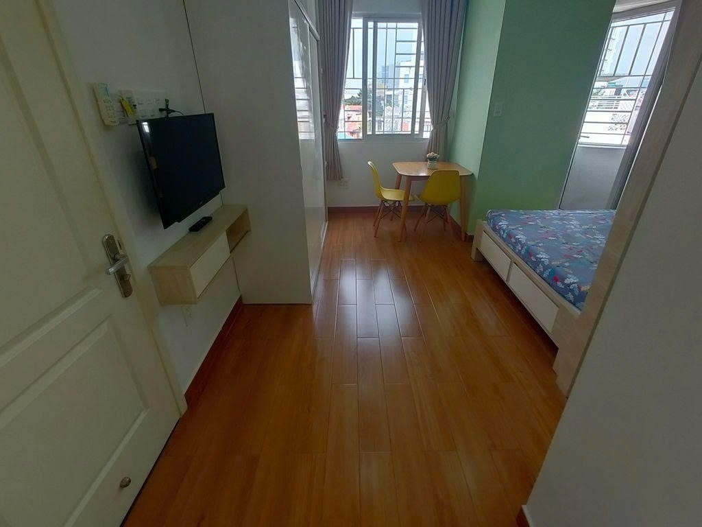 Phòng trọ Studio 30m2 tại PTC House 3 Huỳnh Văn Bánh - Phú Nhuận - Phòng khách