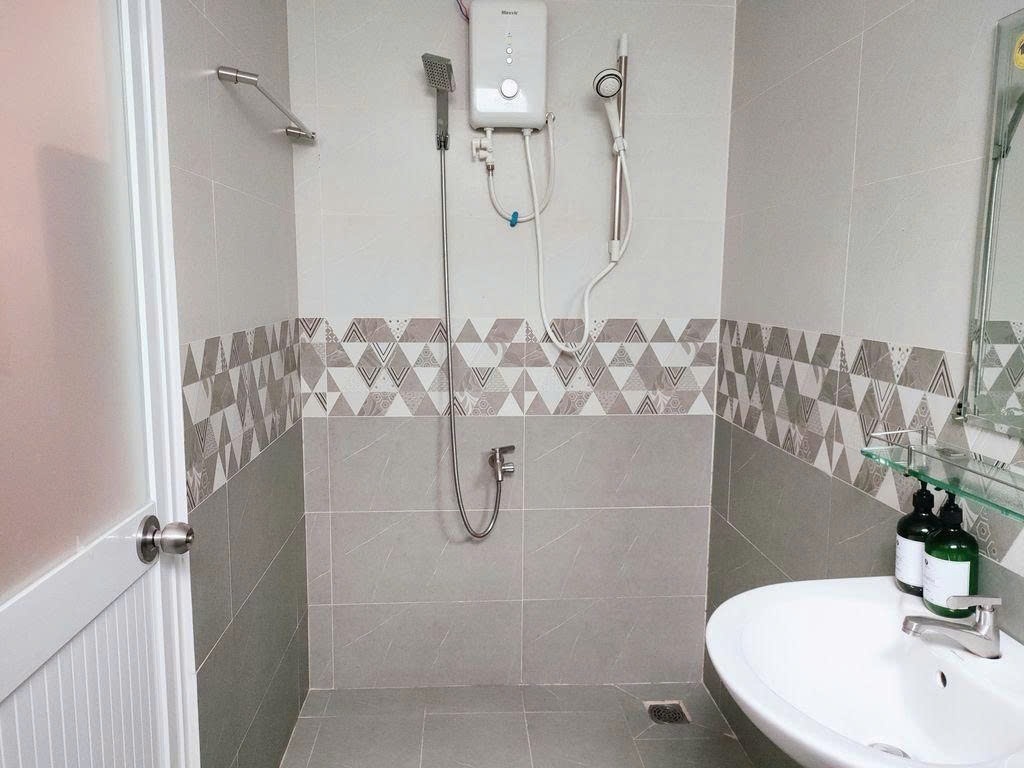 Phòng trọ Studio 30m2 tại PTC House Nguyễn Văn Trỗi  - Phú Nhuận - Phòng tắm