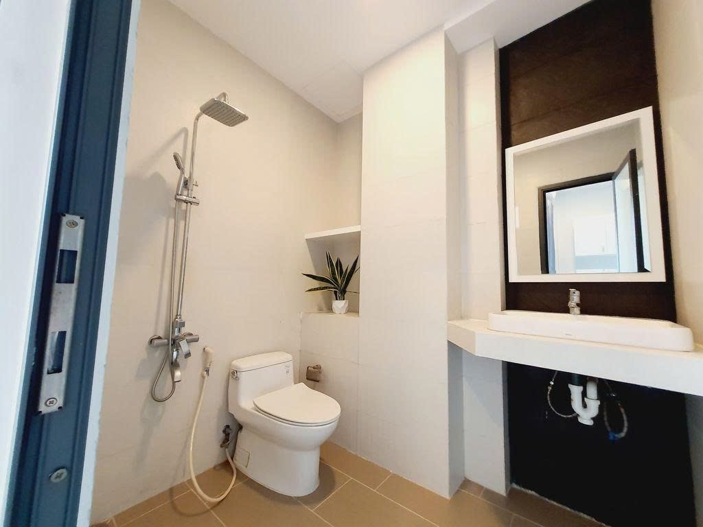 Phòng trọ Studio 30m2 tại PTC House Nhiêu Tứ - Phú Nhuận - Phòng tắm