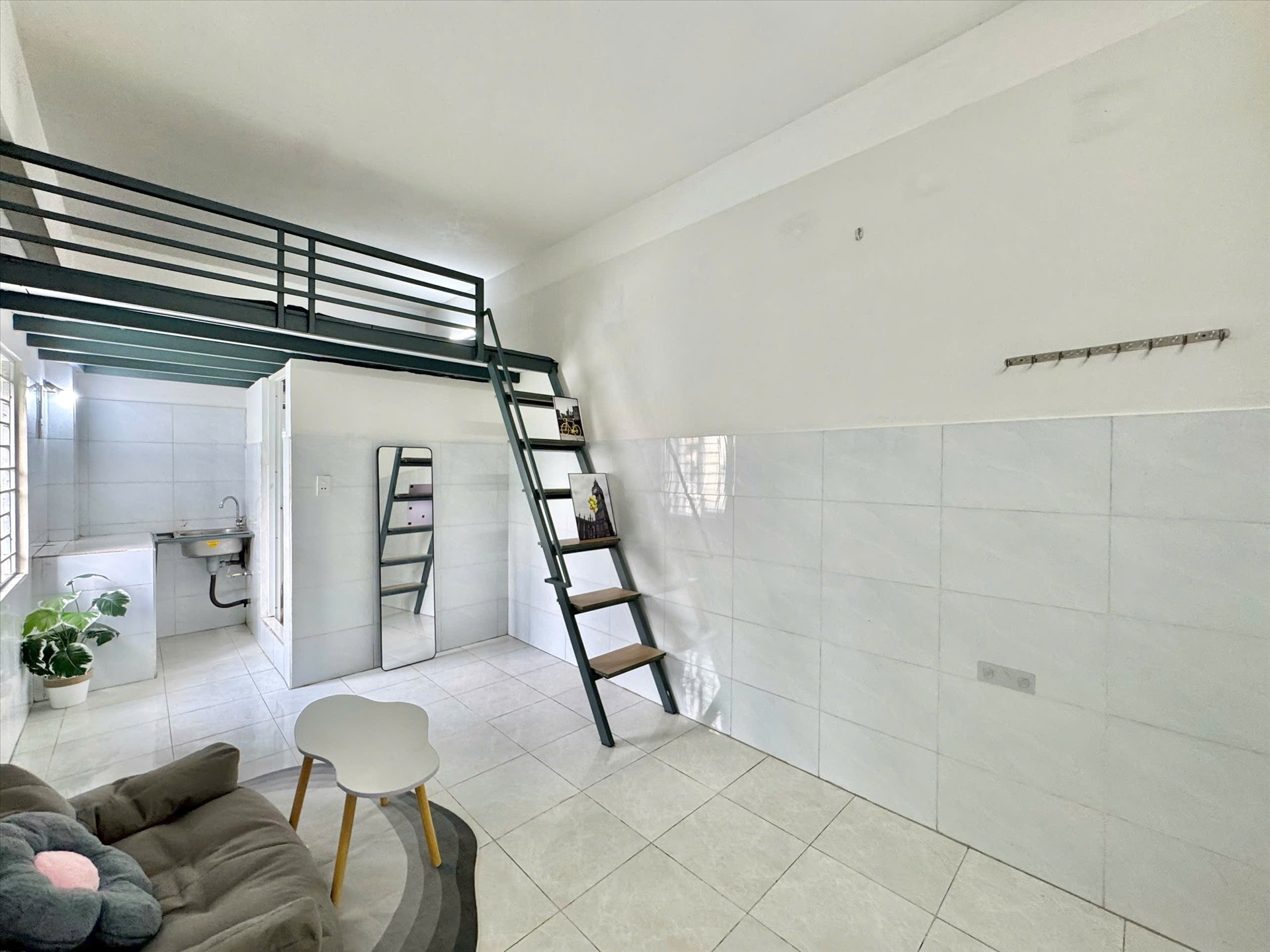 Phòng trọ NiceHouses Xô Viết Nghệ Tĩnh - Bình Thạnh - Phòng (*)