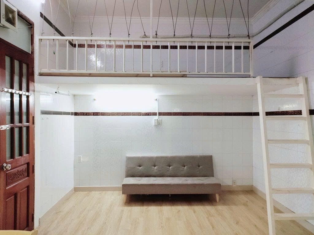 Phòng trọ Duplex 25m2 tại PTC House Đặng Văn Ngữ - Phú Nhuận - Phòng khách