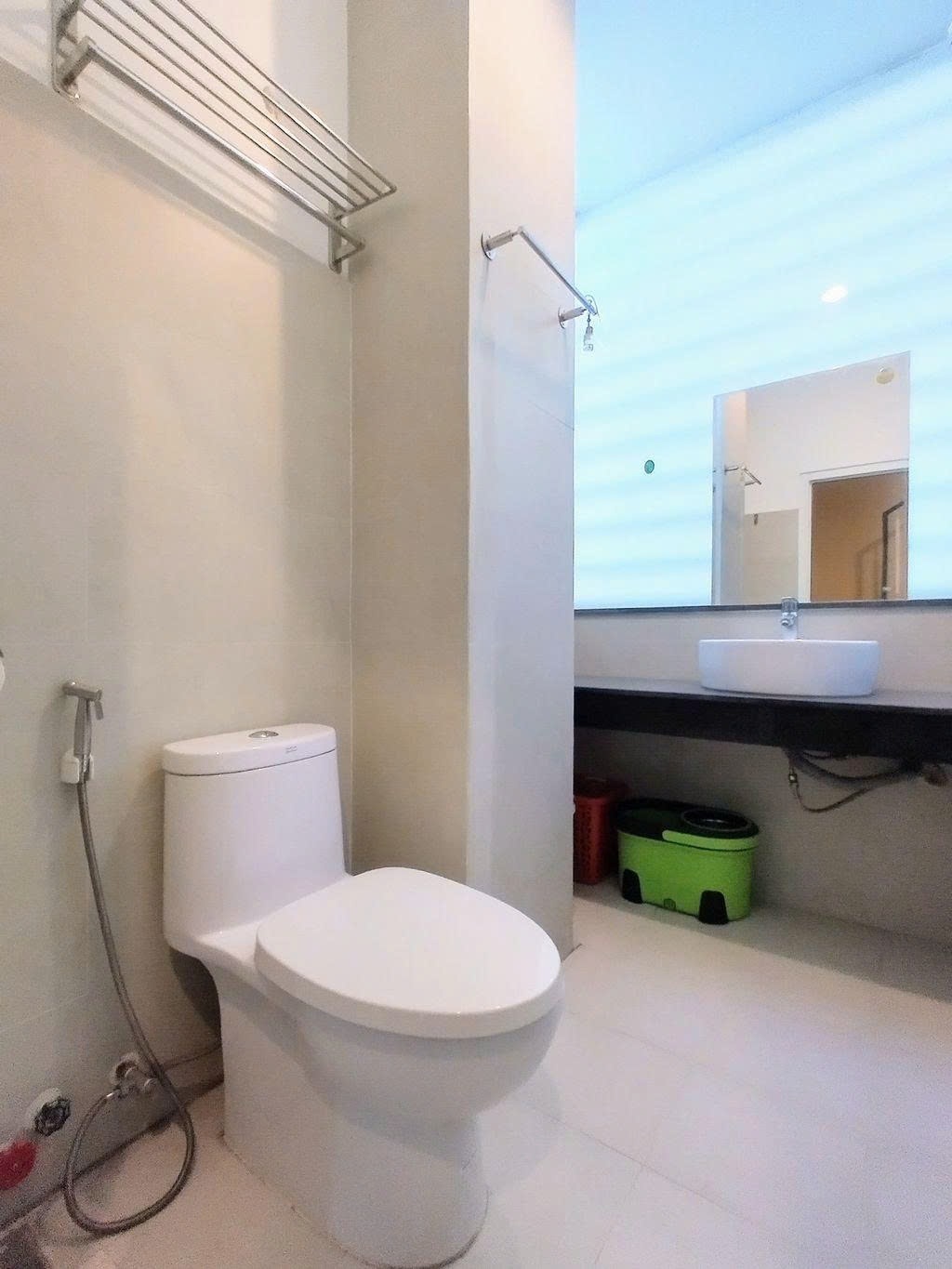 Phòng trọ Studio 20m2 tại PTC House Hoàng Quốc Việt - Quận 7 - Phòng tắm