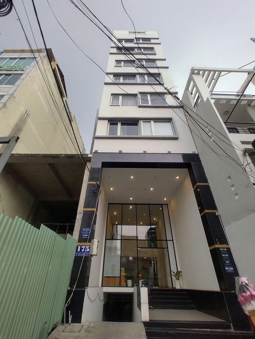 Phòng trọ PTC House 1 Nguyễn Thị Thập - Quận 7 - Toàn cảnh tòa nhà (*)