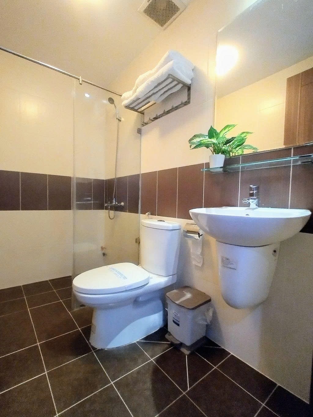 Phòng trọ 1 Phòng ngủ 40m2 tại PTC House Hưng Gia 3 - Quận 7 - Phòng tắm