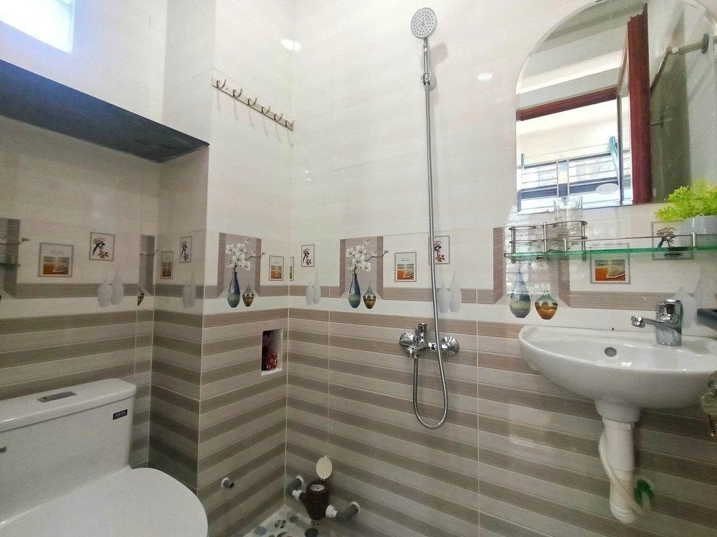 Phòng trọ Studio 25m2 tại PTC House 2 Nguyễn Văn Công - Gò Vấp - Phòng tắm
