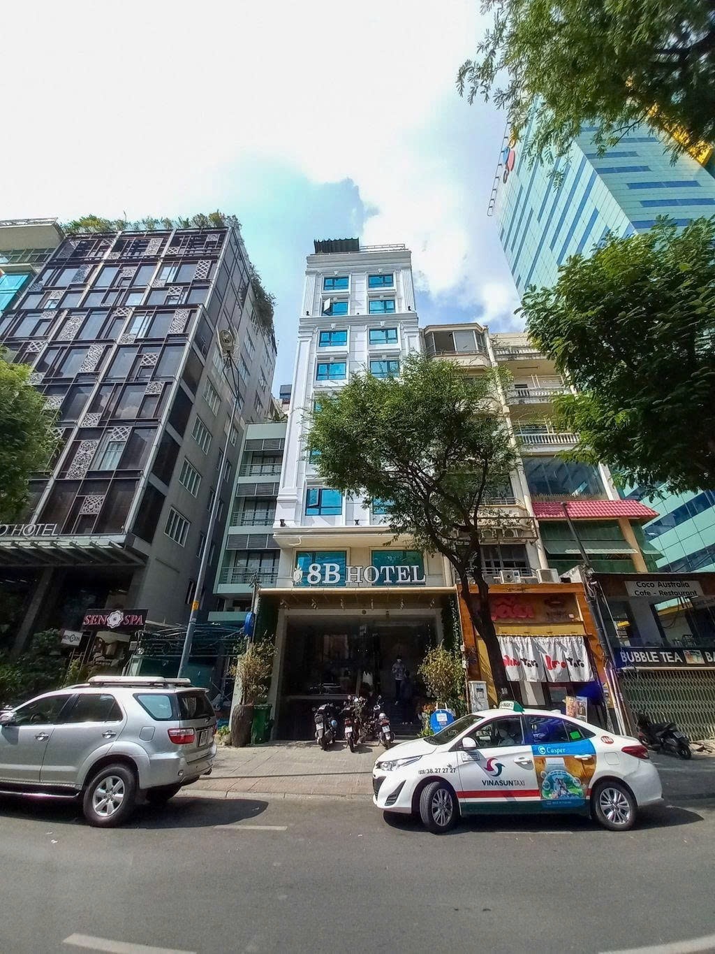 Phòng trọ PTC House Lê Thánh Tôn - Quận 1 - Toàn cảnh tòa nhà (*)