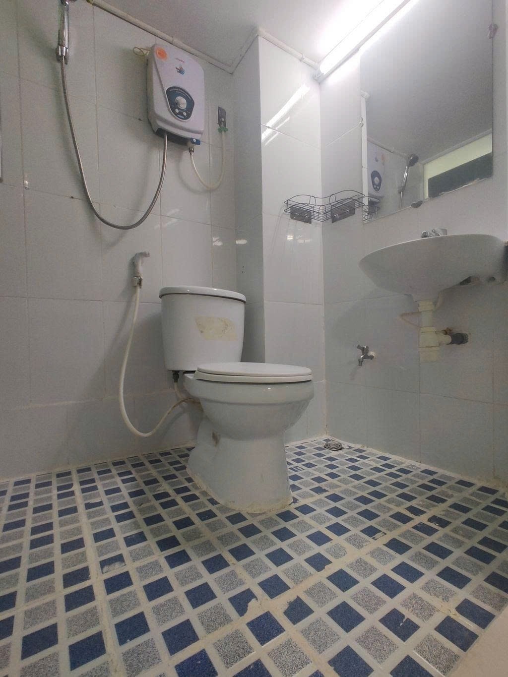 Phòng trọ Studio 25m2 tại PTC House Nguyễn Đình Chiểu - Quận 3 - Phòng tắm