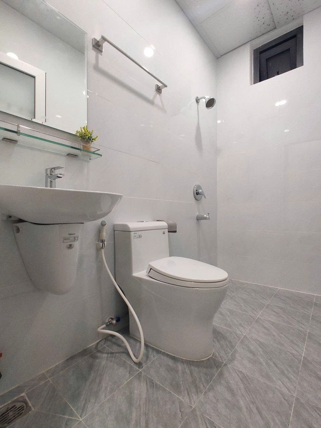 Phòng trọ Studio 20m2 tại PTC House Trần Quang Khải - Quận 1 - Phòng tắm