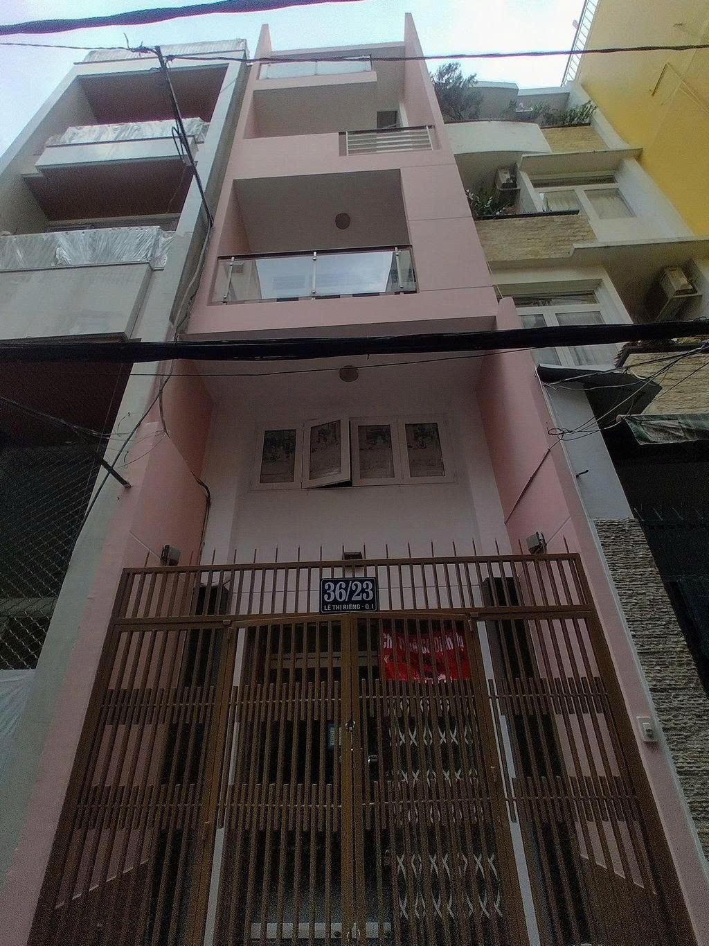 Phòng trọ PTC House Lê Thị Riêng - Quận 1 - Toàn cảnh tòa nhà (*)