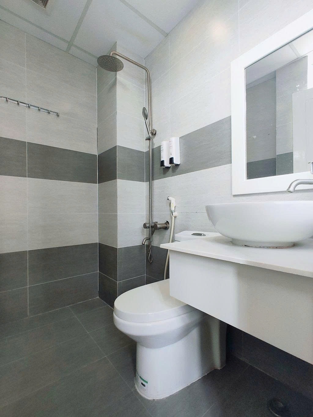 Phòng trọ Studio 25m2 tại PTC House Đinh Công Tráng - Quận 1 - Phòng tắm