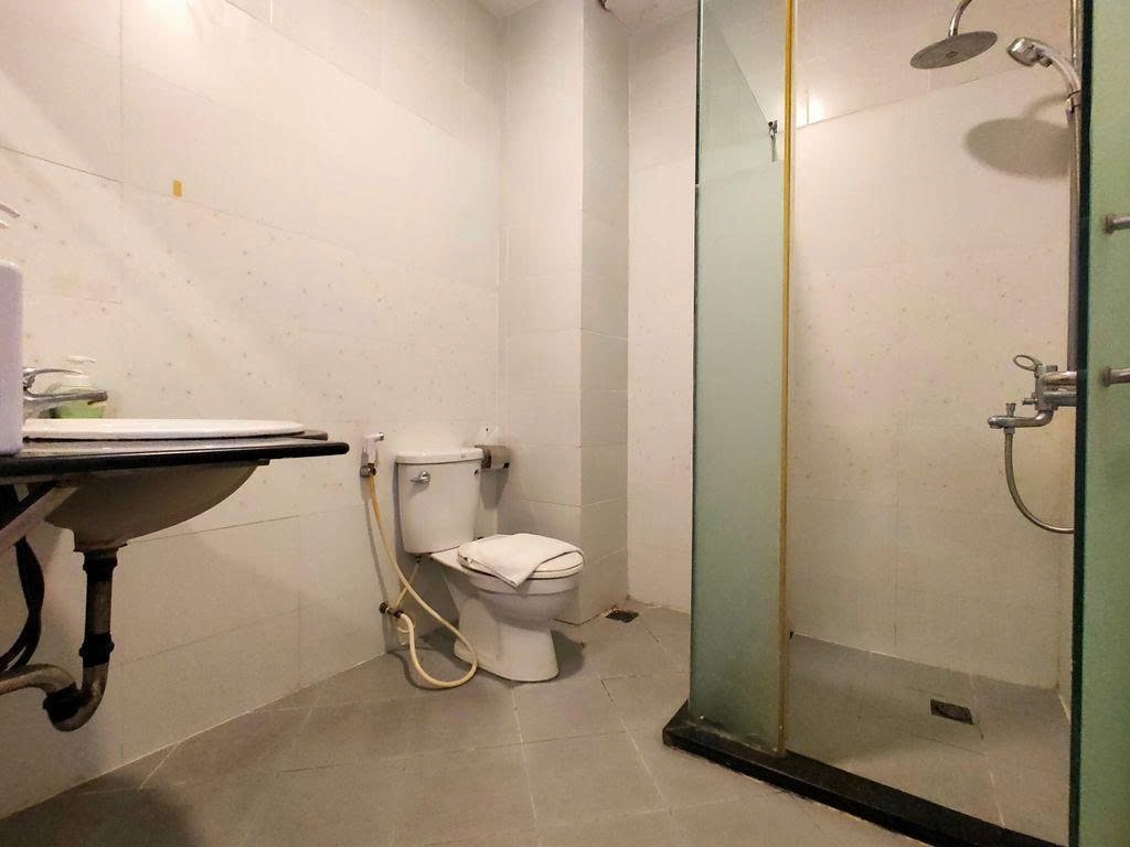 Phòng trọ Studio 35m2 tại PTC House 1 Nguyễn Thị Minh Khai - Quận 3 - Phòng tắm