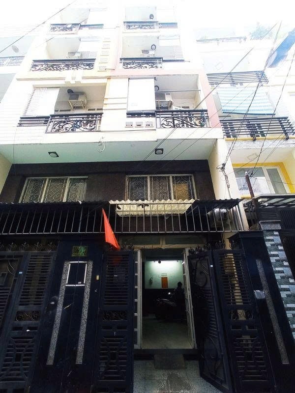 Phòng trọ PTC House Tố Hiến Thành - Quận 10