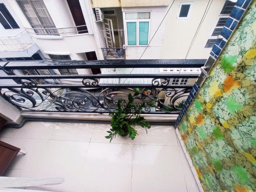 Phòng trọ Studio 22m2 tại PTC House Tố Hiến Thành - Quận 10 - Ban công