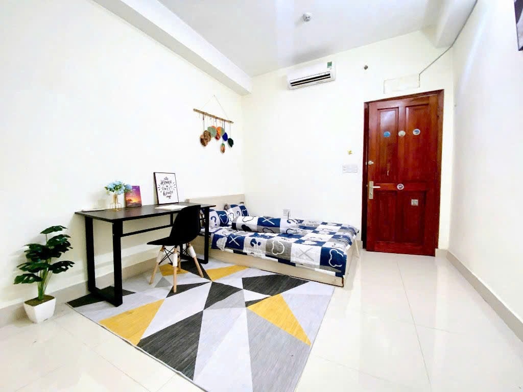 Phòng trọ Studio 20m2 tại Roomy Home Cộng Hòa - Tân Bình - Phòng khách