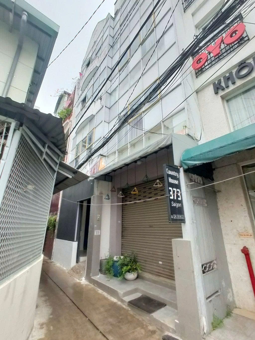 Phòng trọ PTC House Cống Quỳnh - Quận 1 - Toàn cảnh tòa nhà (*)