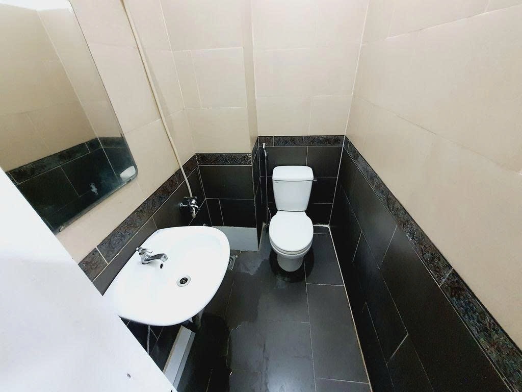 Phòng trọ Studio 20m2 tại PTC House Nguyễn Bá Huân - Quận 2 - Phòng tắm