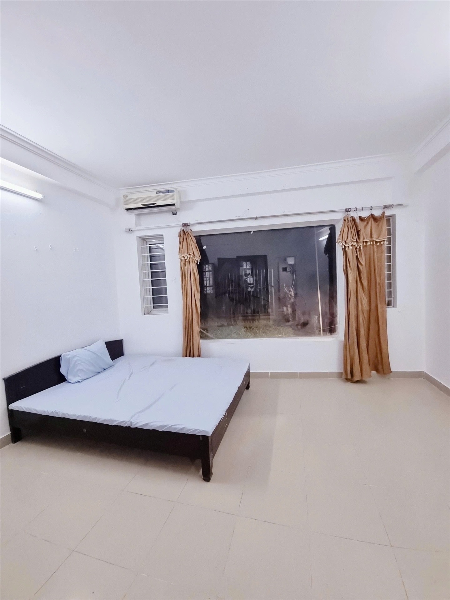 Phòng trọ Time House Dương Quảng Hàm - Cầu Giấy - Phòng (*)