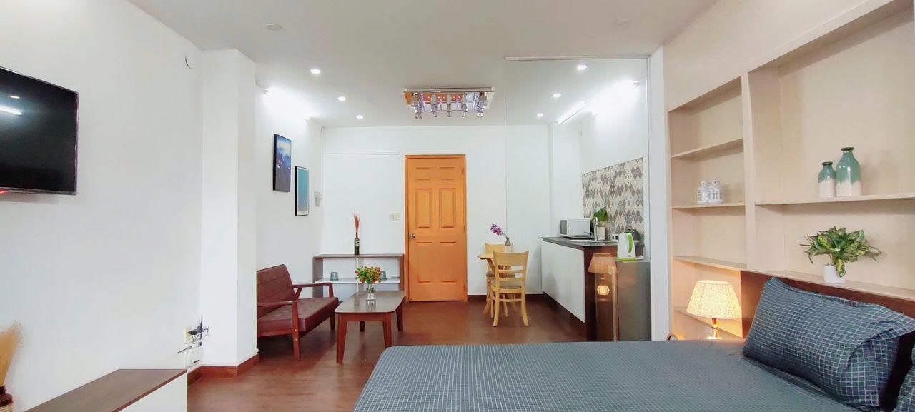 Phòng trọ PTC House 1 Trần Quang Khải - Quận 1 - Phòng (*)