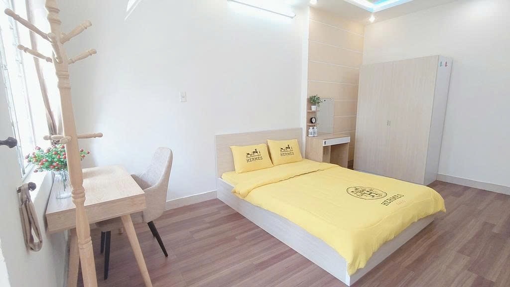 Phòng trọ PTC House Cô Giang - Quận 1 - Phòng (*)