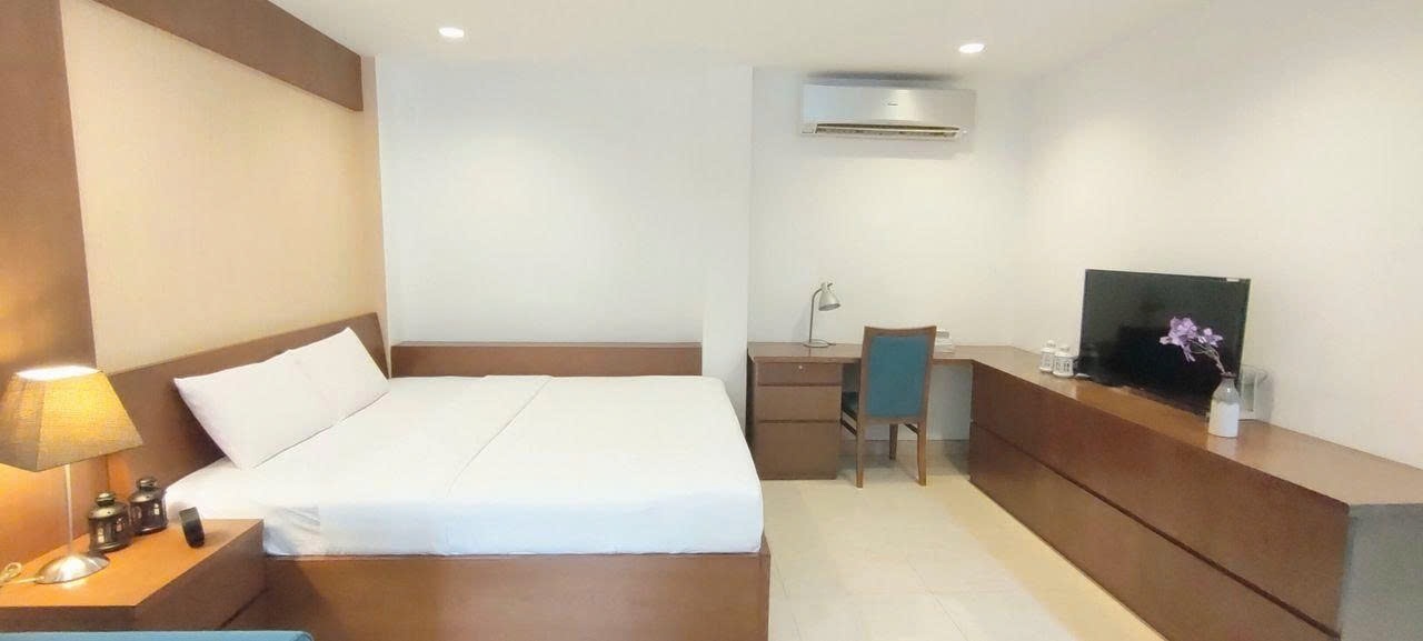 Phòng trọ Studio 40m2 tại PTC House Nguyễn Thị Minh Khai - Quận 1 - Góc làm việc