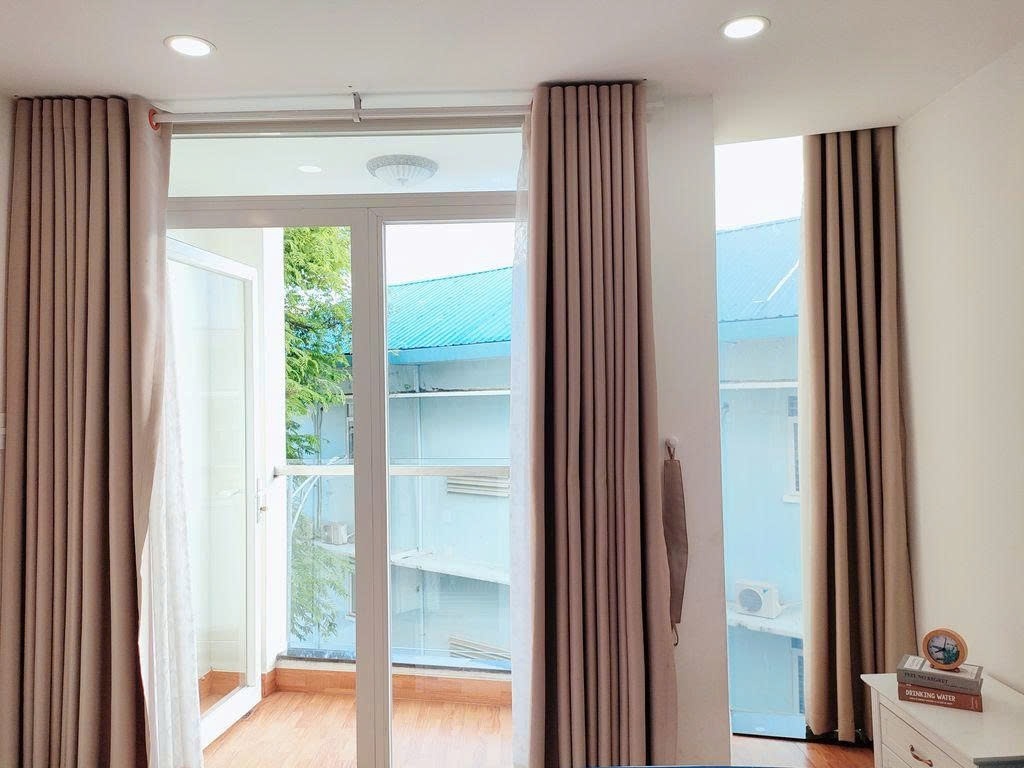 Phòng trọ PTC House 3 Lê Văn Sỹ - Quận 3 - Phòng (*)