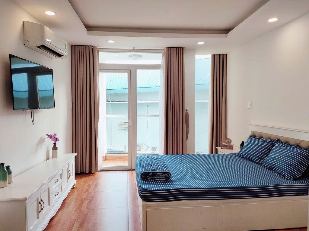 Phòng trọ PTC House 3 Lê Văn Sỹ - Quận 3 - Phòng (*)