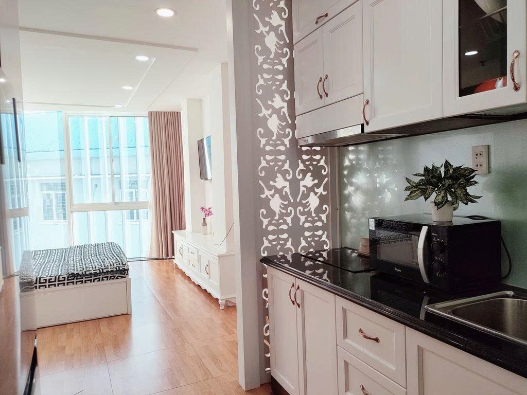 Phòng trọ Studio 30m2 tại PTC House 3 Lê Văn Sỹ - Quận 3 - Phòng bếp