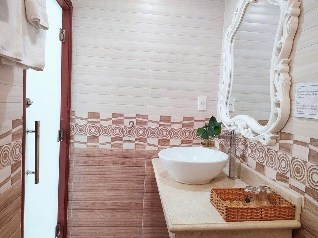 Phòng trọ Studio 30m2 tại PTC House 3 Lê Văn Sỹ - Quận 3 - Phòng tắm